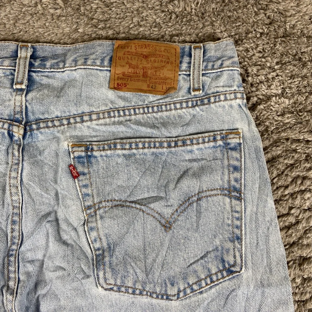 Vintage Levi's 505 Jeans Mens 42x30 Blue Denim‎ Light Wash Regular Straight Y2k